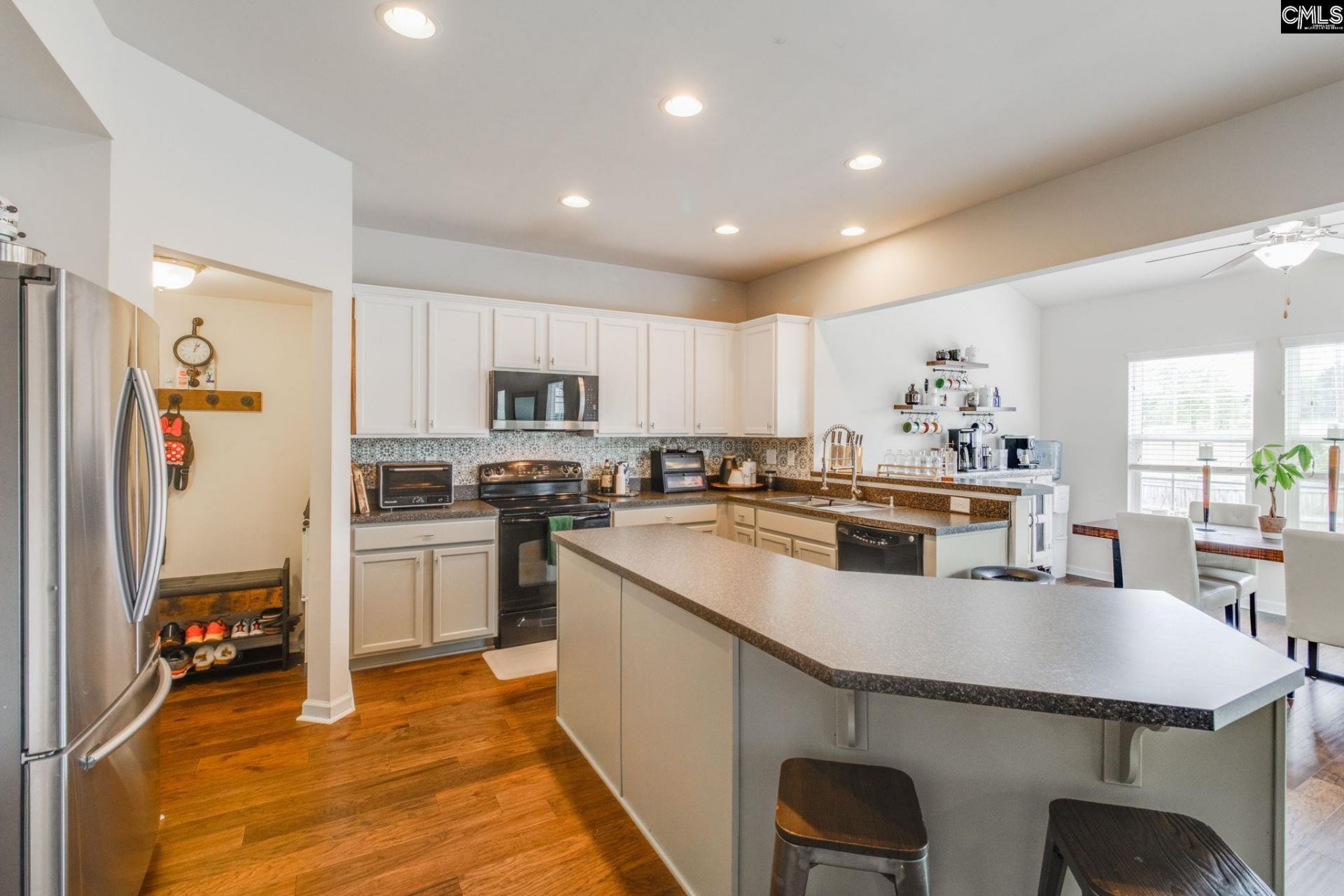 214 Glenforest Court Photo 10