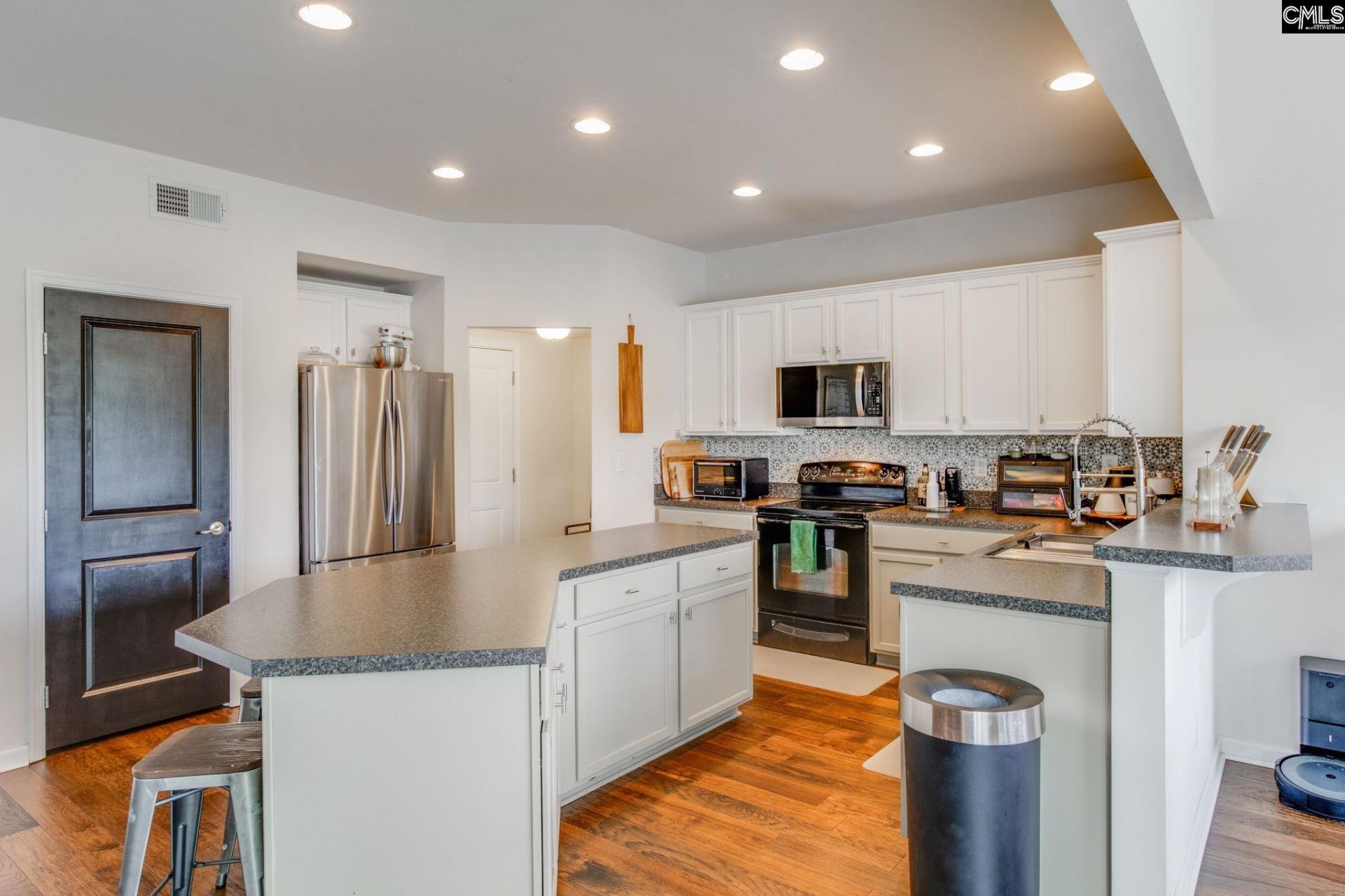 214 Glenforest Court Photo 11