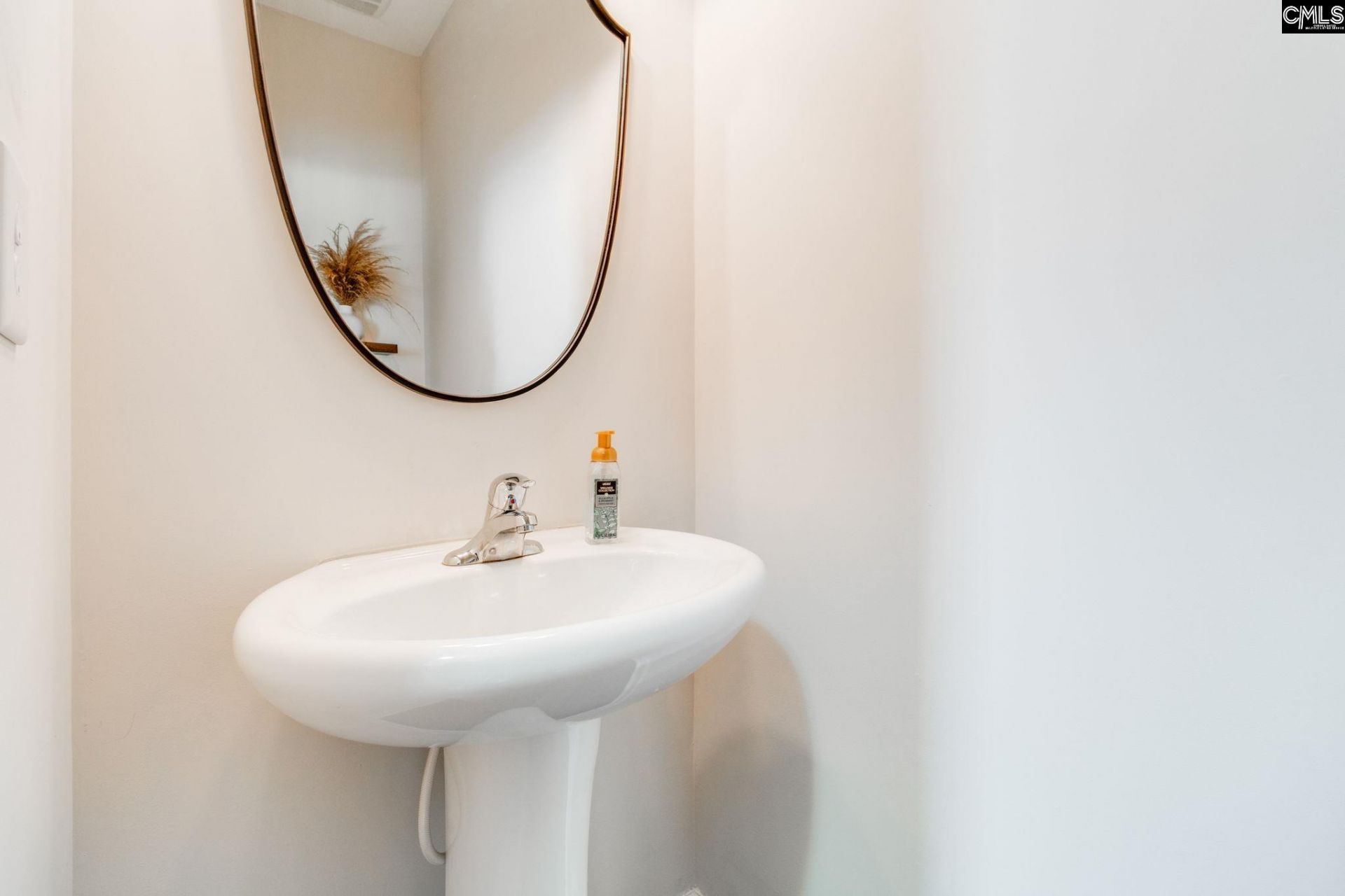 214 Glenforest Court Photo 15