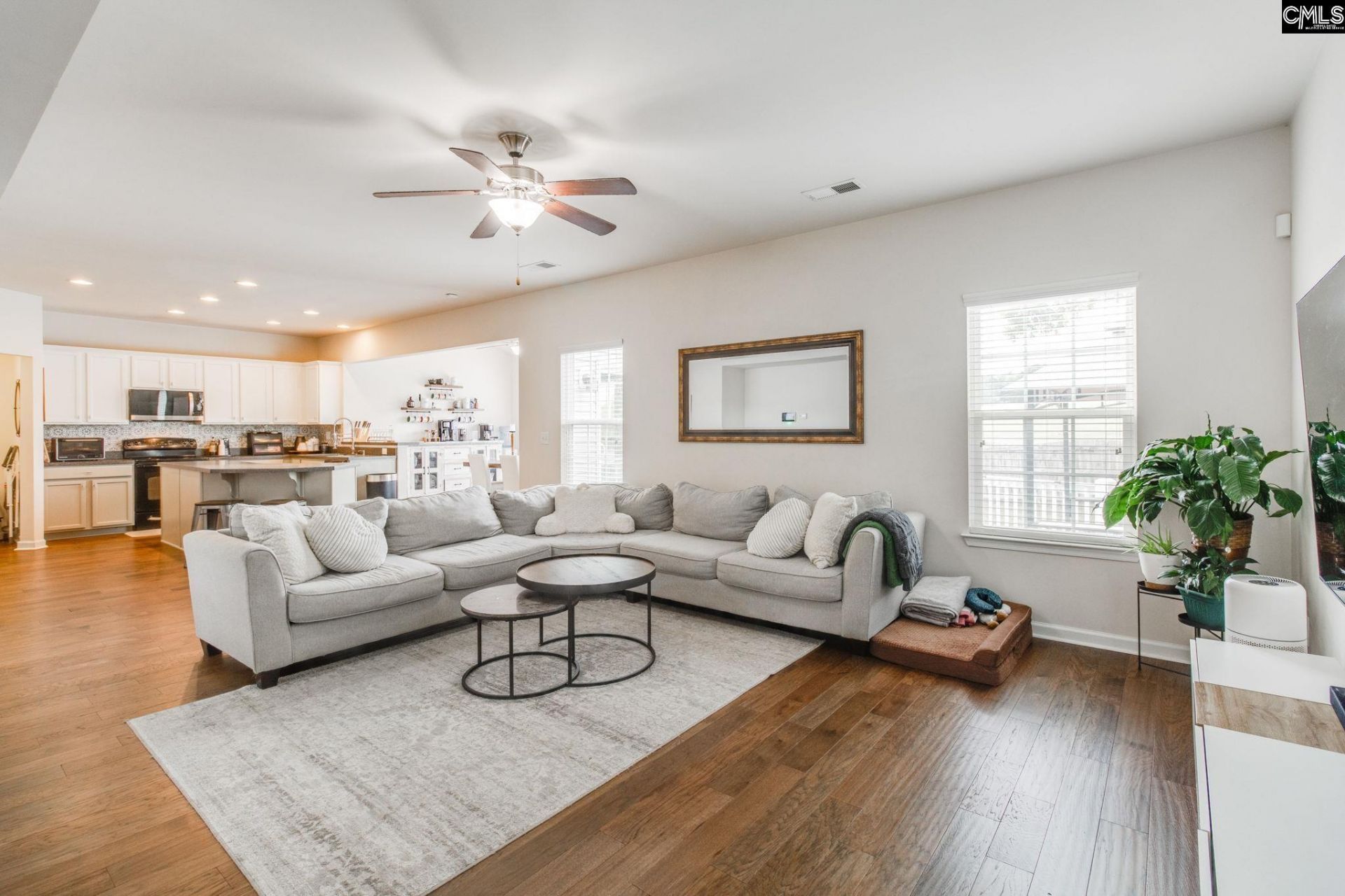 214 Glenforest Court Photo 9