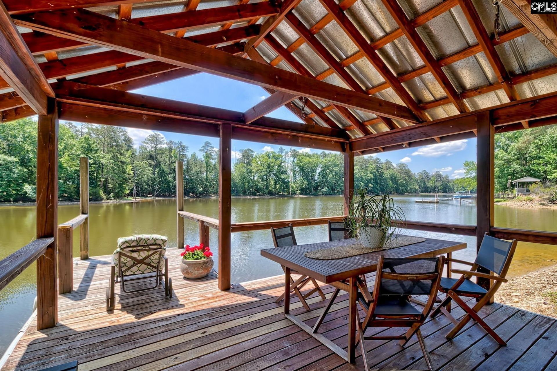 463 Ridge Road Photo 10