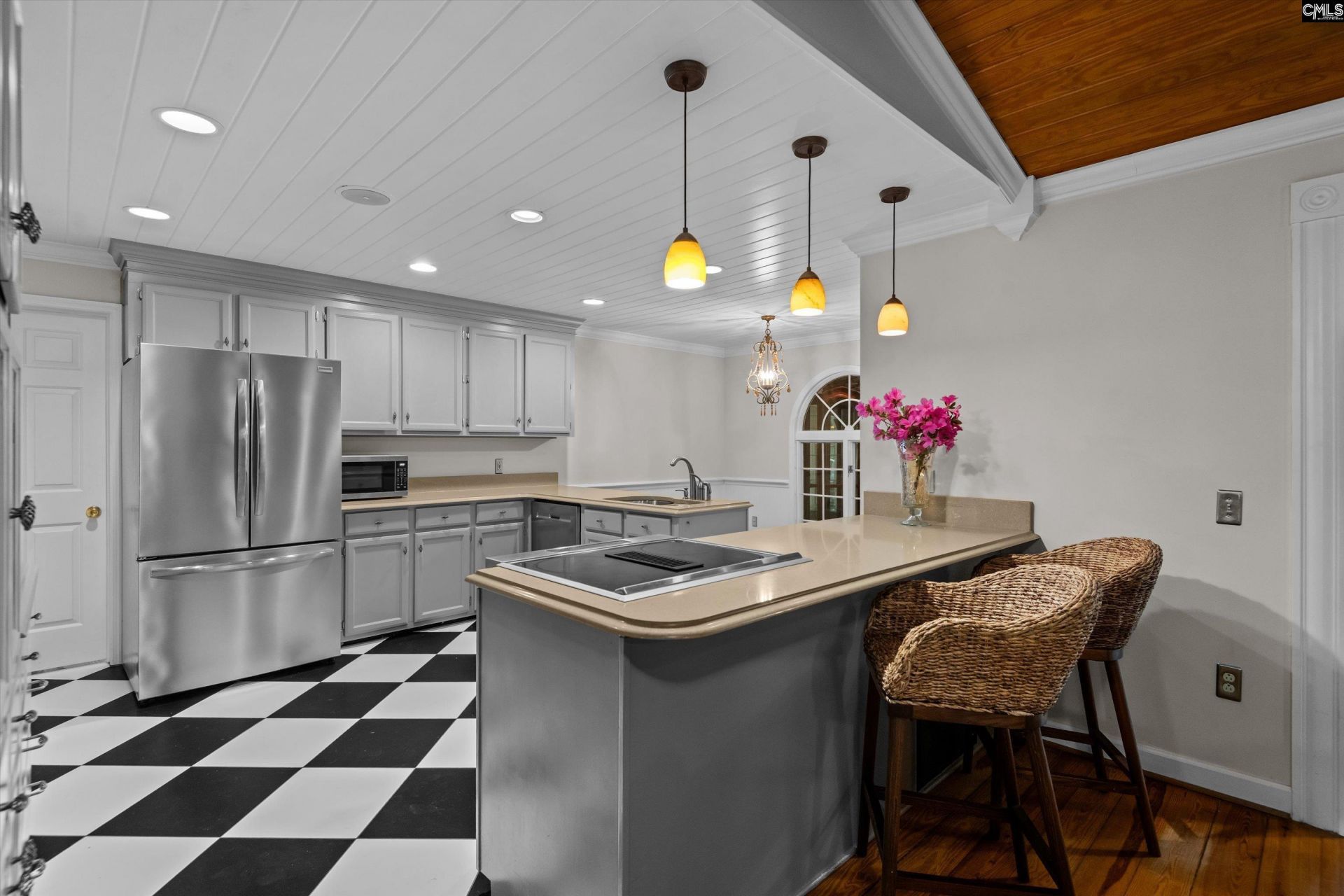 463 Ridge Road Photo 16