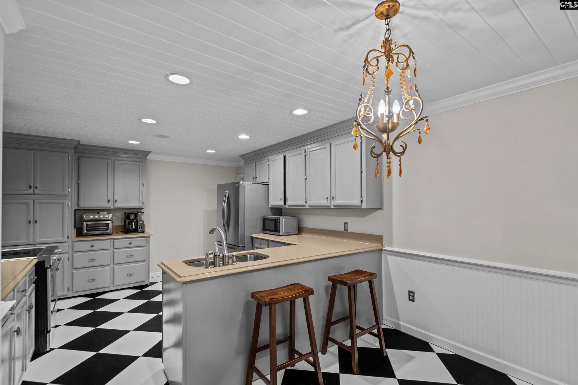 463 Ridge Road Photo 19