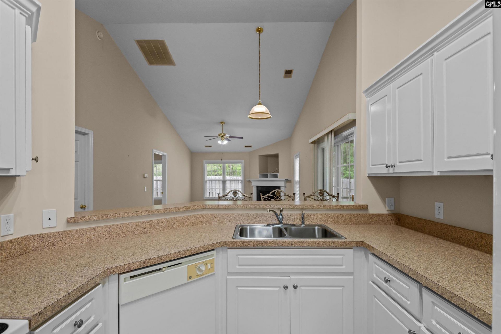 155 Park Meadow Drive Photo 14