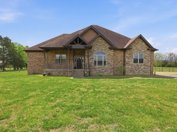 480 Roberts Rd, Watertown, TN 37184
