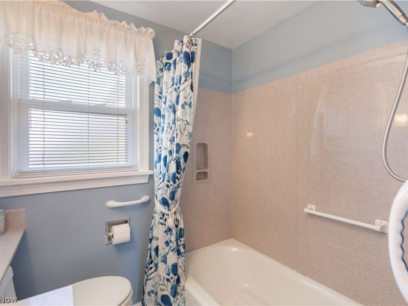 1345 Lipton Avenue SW, North Canton, OH 44720 Photo 17