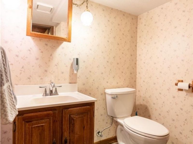 1345 Lipton Avenue SW, North Canton, OH 44720 Photo 31