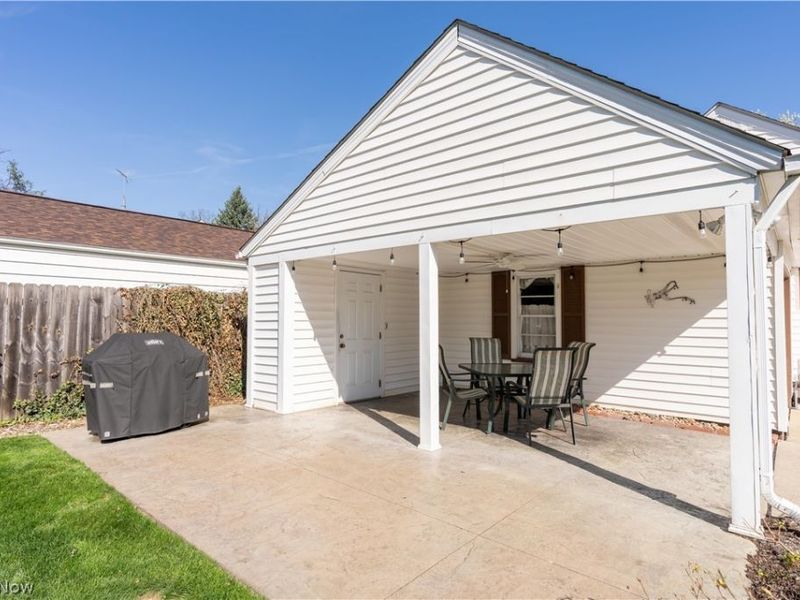 1345 Lipton Avenue SW, North Canton, OH 44720 Photo 4