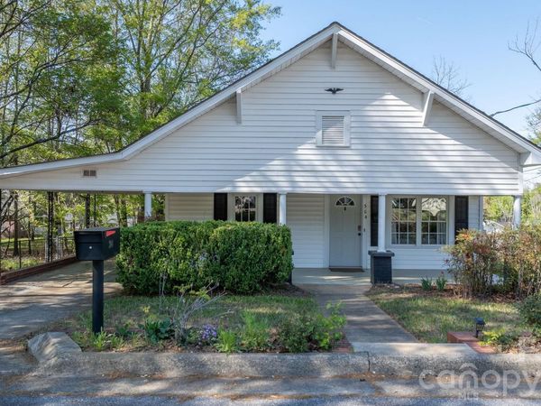 304 Garrou Avenue SE, Valdese, NC 28690