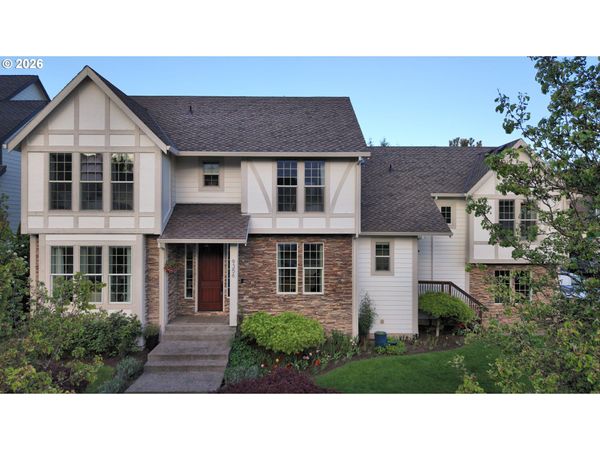 9356 SE 143RD AVE, Happy Valley, OR 97086