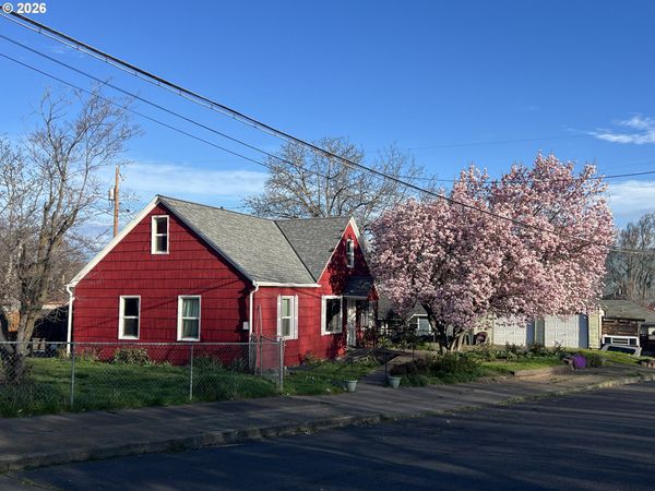 1411 G ST, The Dalles, OR 97058