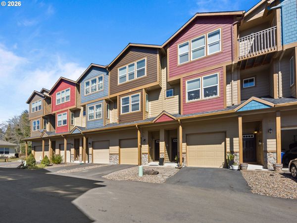 475 SE 35TH ST, Unit C-15, Newport, OR 97366