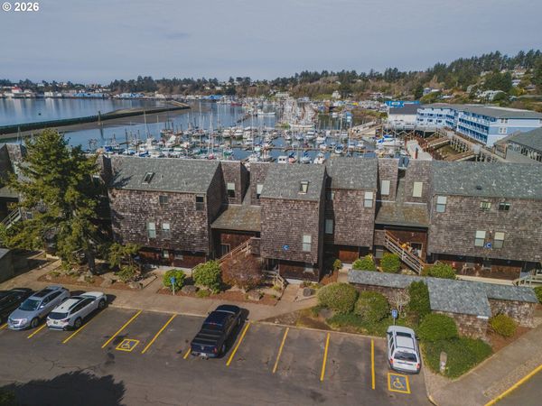 1000 SE BAY BLVD, Unit C-103, Newport, OR 97365