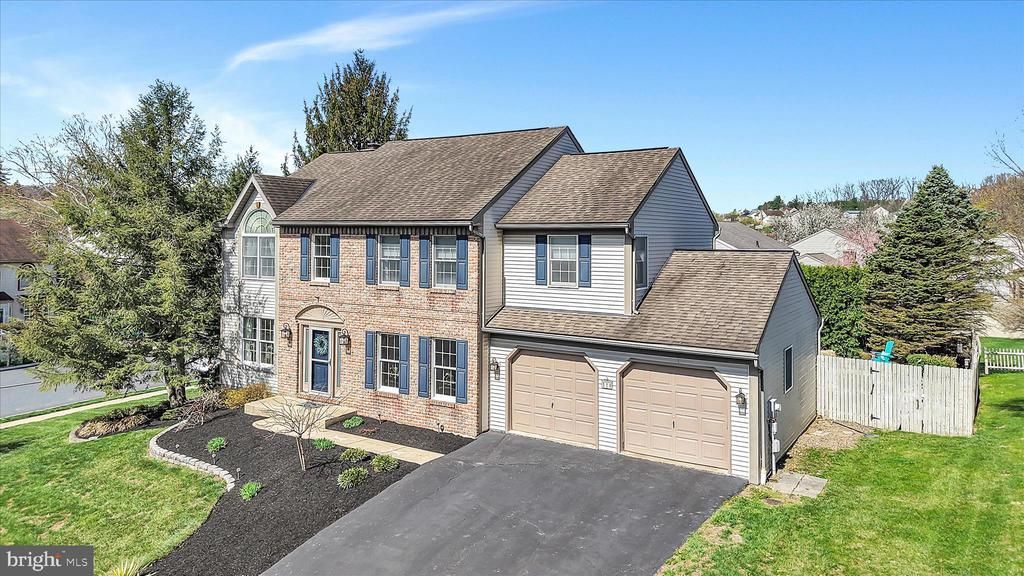 320 DANIEL STREET , WERNERSVILLE, PA 19565