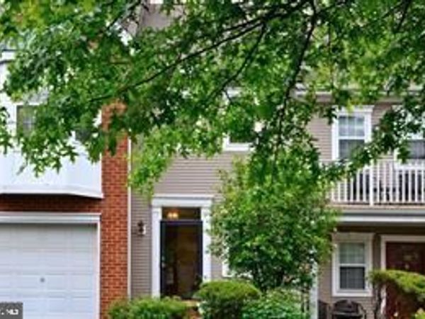 110 TREYMORE COURT , PENNINGTON, NJ 08534