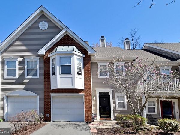 110 TREYMORE COURT, PENNINGTON, NJ 08534