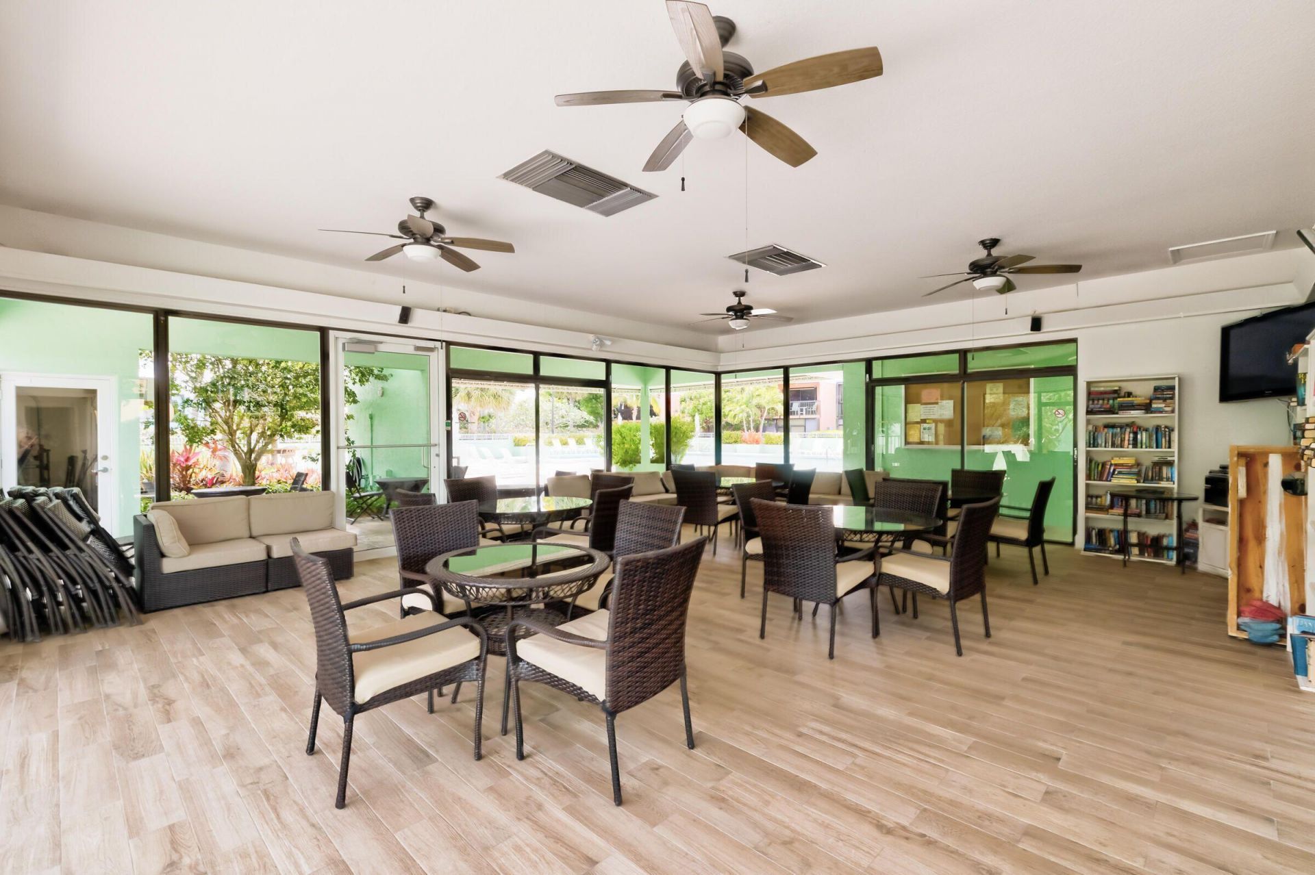 9871 Leeward Avenue, Key Largo, FL 33037 Photo