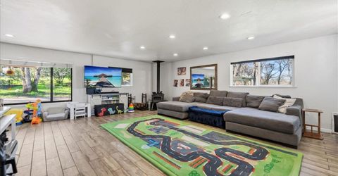 10585 Joeger Rd, Auburn, CA 95602 Photo