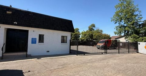 3039 El Camino Ave, Sacramento, CA 95821 Photo