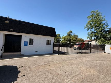 3039 El Camino Ave, Sacramento, CA 95821 Photo