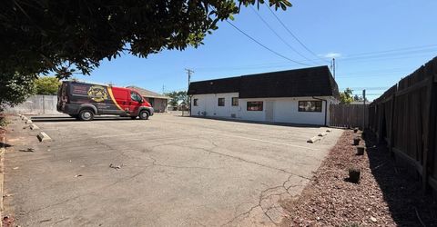 3039 El Camino Ave, Sacramento, CA 95821 Photo