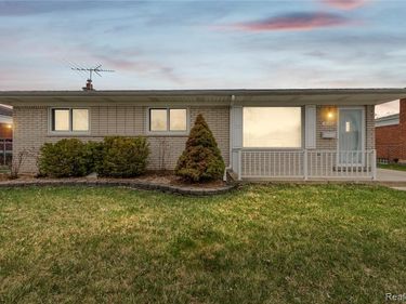 15090 Gage Street , Taylor, MI 48180