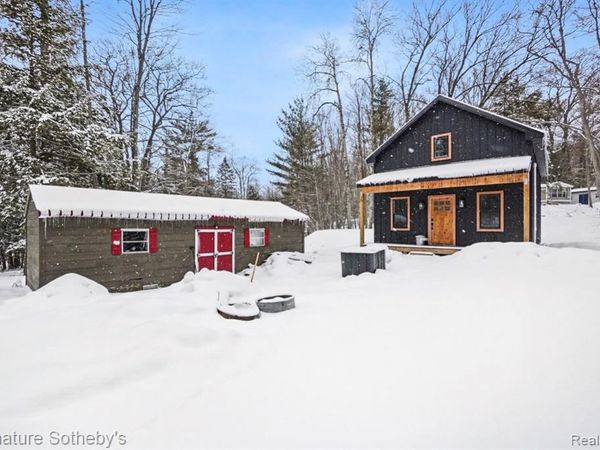 229 Forest Trail, Rose Lake Twp, MI 49655