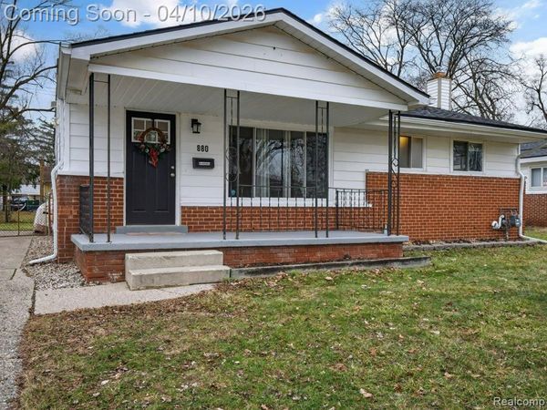 880 Nash Avenue, Ypsilanti Twp, MI 48198