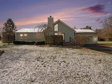 9156 Apple Orchard Drive , Tyrone Twp, MI 48430