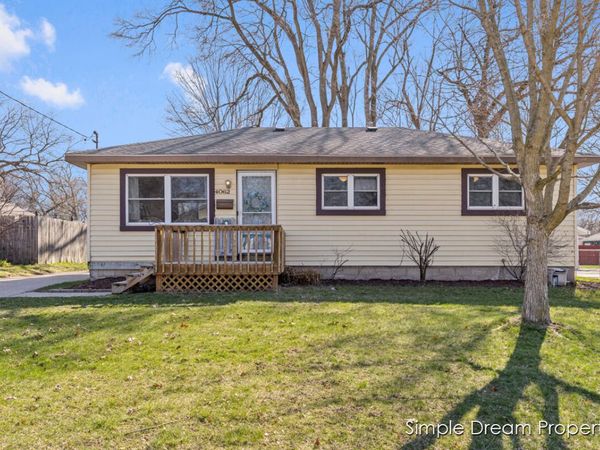 4062 Oriole Avenue SW, Wyoming, MI 49509