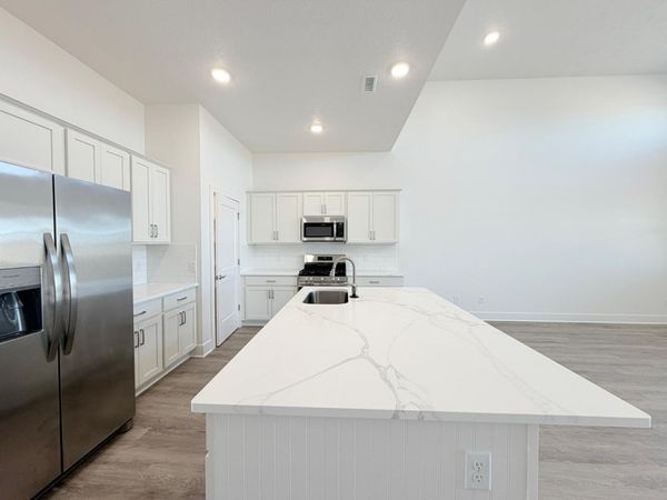 237 S Bridge Road , Northwood, OH 43619