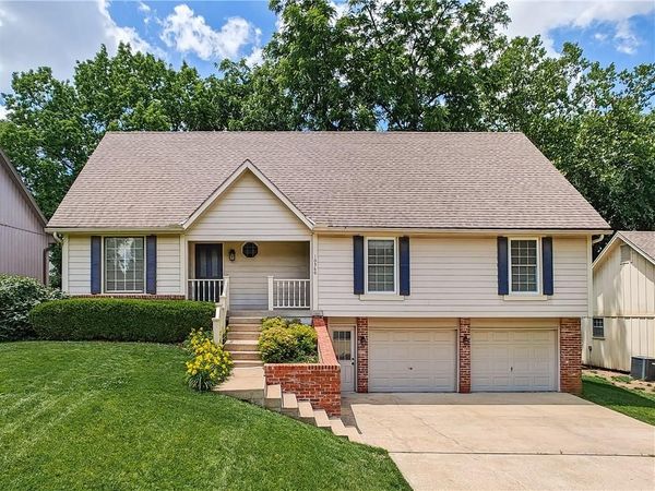 10560 Noland Road, Overland Park, KS 66215