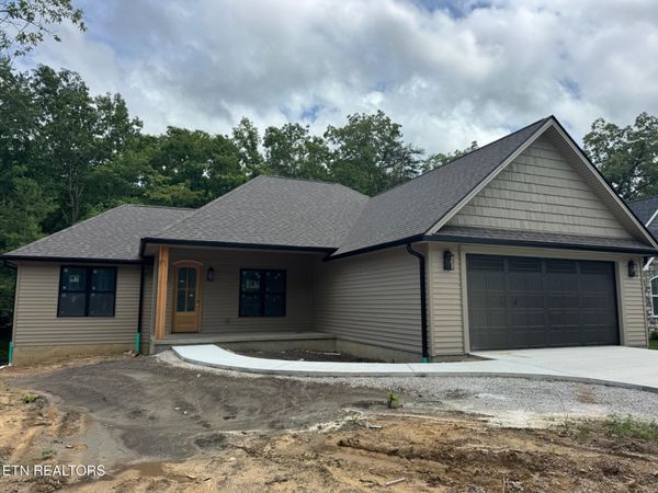 151 Hawes Circle, Crossville, TN 38558