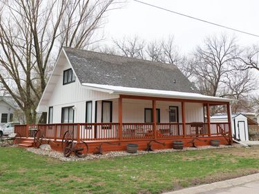 101 N 8TH Street, RED OAK, IA 51566