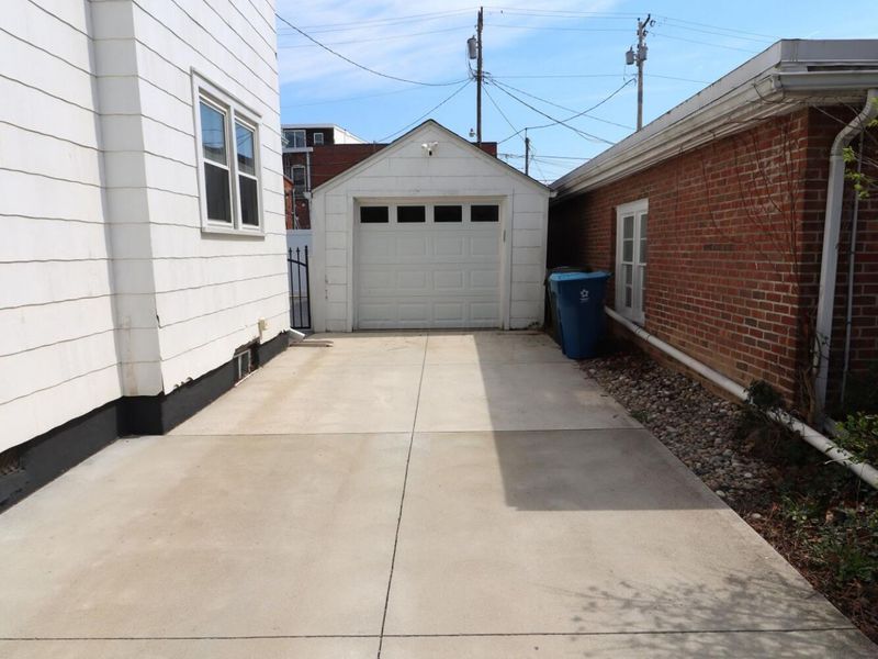 120 S Court Street, Marysville, OH 43040 Photo 42