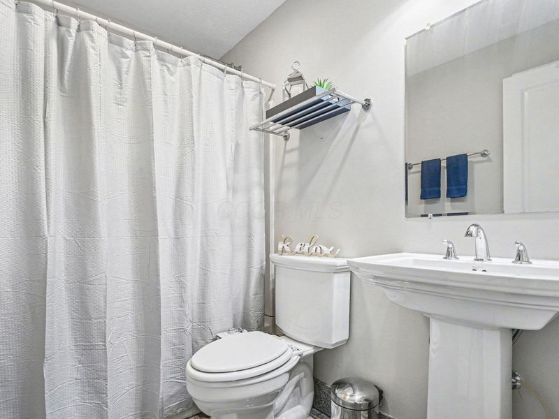 945 Quay Avenue, Unit 945G, Columbus, OH 43212 Photo 19