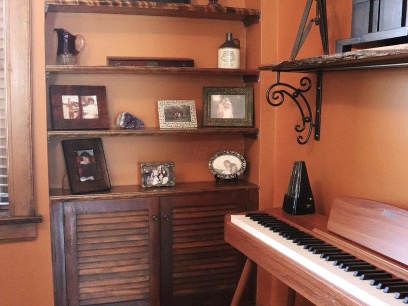 2036 Beverly Road, Columbus, OH 43221 Photo 14