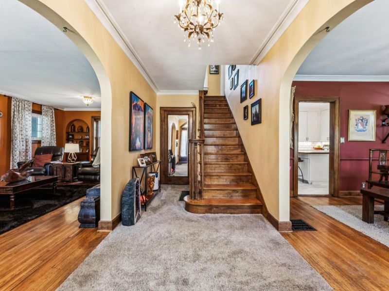 2036 Beverly Road, Columbus, OH 43221 Photo 8