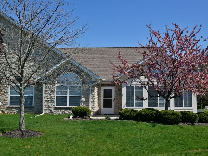 6195 Donegan Way, Unit 9, Dublin, OH 43016 Photo 1