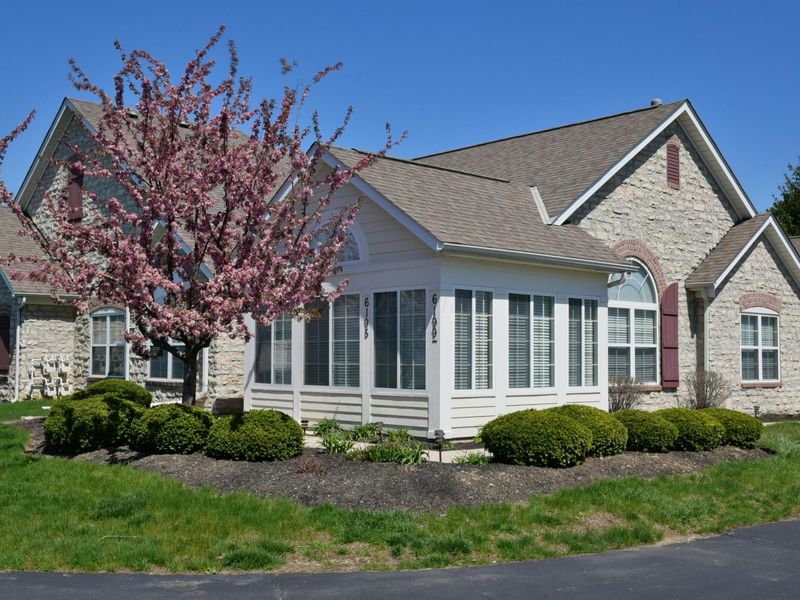 6195 Donegan Way, Unit 9, Dublin, OH 43016 Photo 2