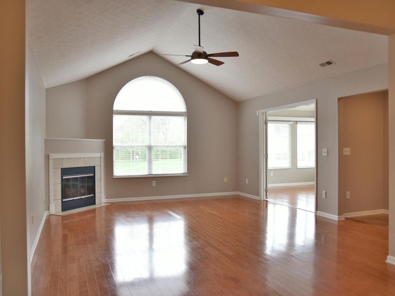 6195 Donegan Way, Unit 9, Dublin, OH 43016 Photo 4