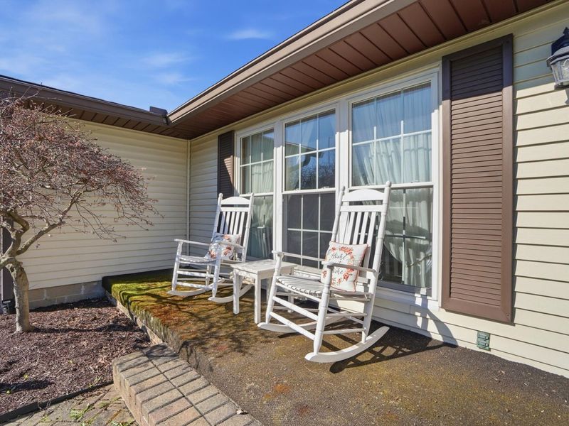 101 Resonant Drive NE, Newark, OH 43055 Photo 5