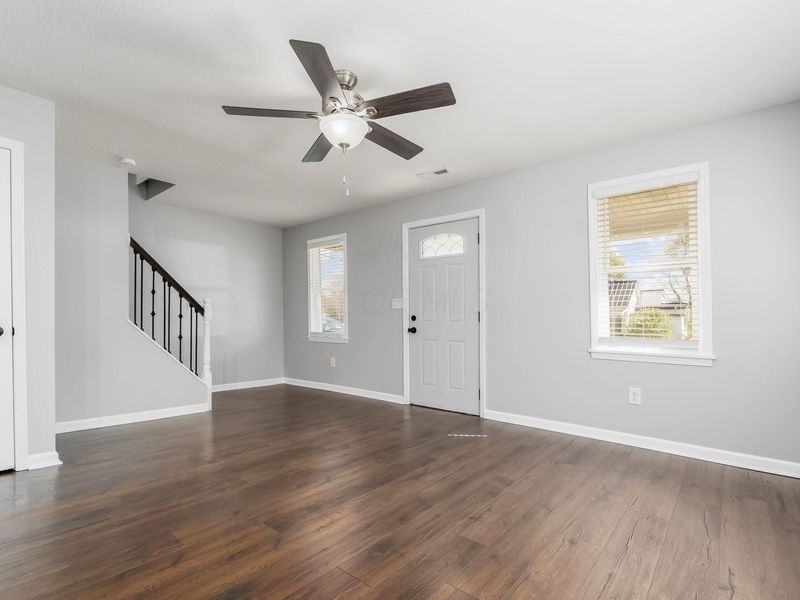 158 Hayward Street , Circleville, OH 43113 Photo 7