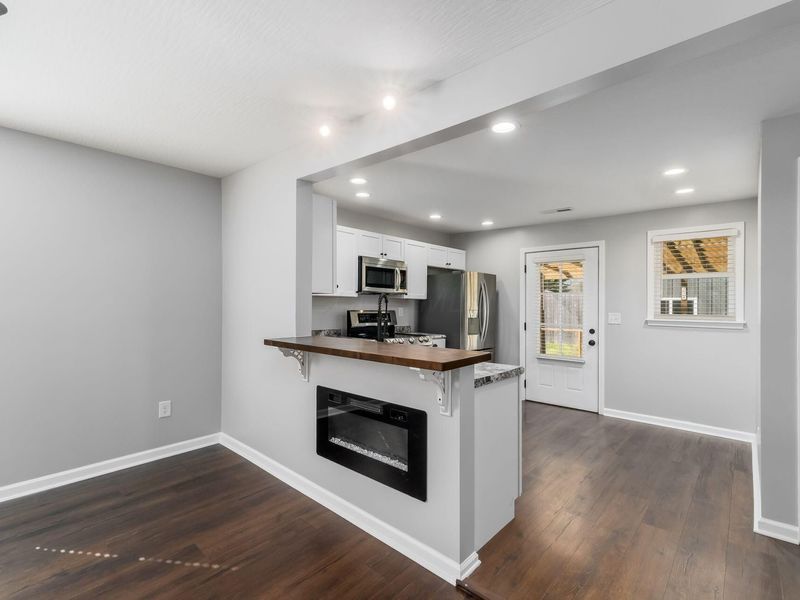 158 Hayward Street , Circleville, OH 43113 Photo 9