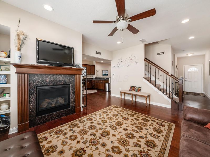 3836 Saint Malo Way , Columbus, OH 43221 Photo 2