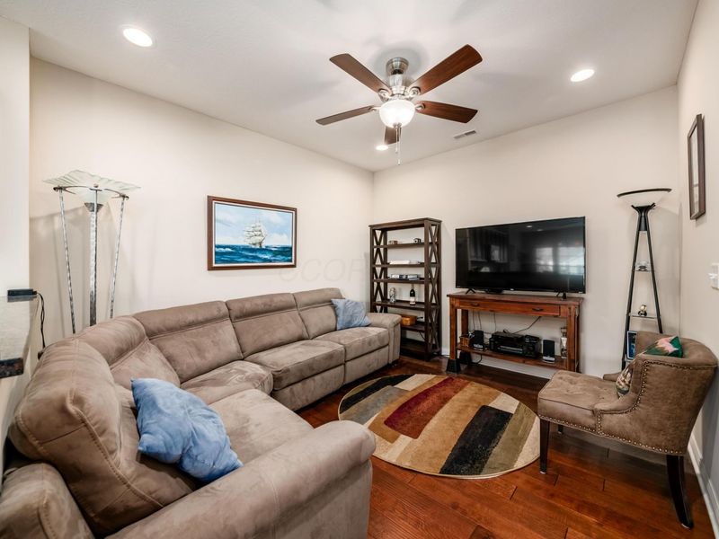 3836 Saint Malo Way , Columbus, OH 43221 Photo 4