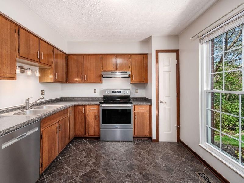 133 Ravine Ridge Drive S, Powell, OH 43065 Photo 10