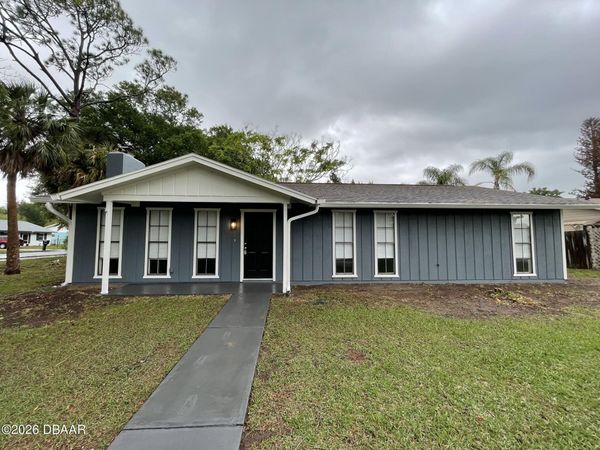 90 Hickory Hills Circle, Ormond Beach, FL 32174