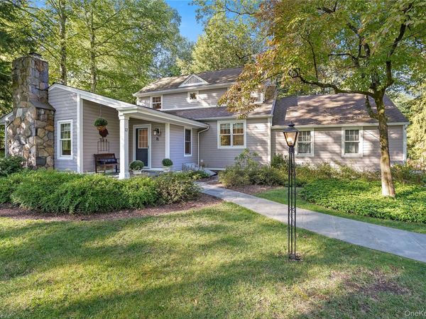 12 N Lake Circle, South Salem, NY 10590