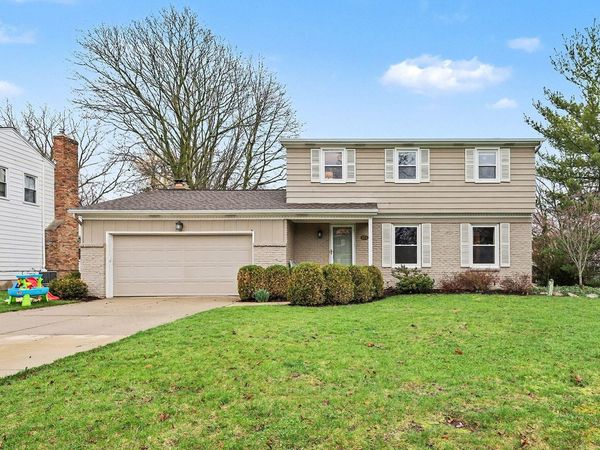 2211 Ridgewood Avenue SE, Grand Rapids, MI 49546